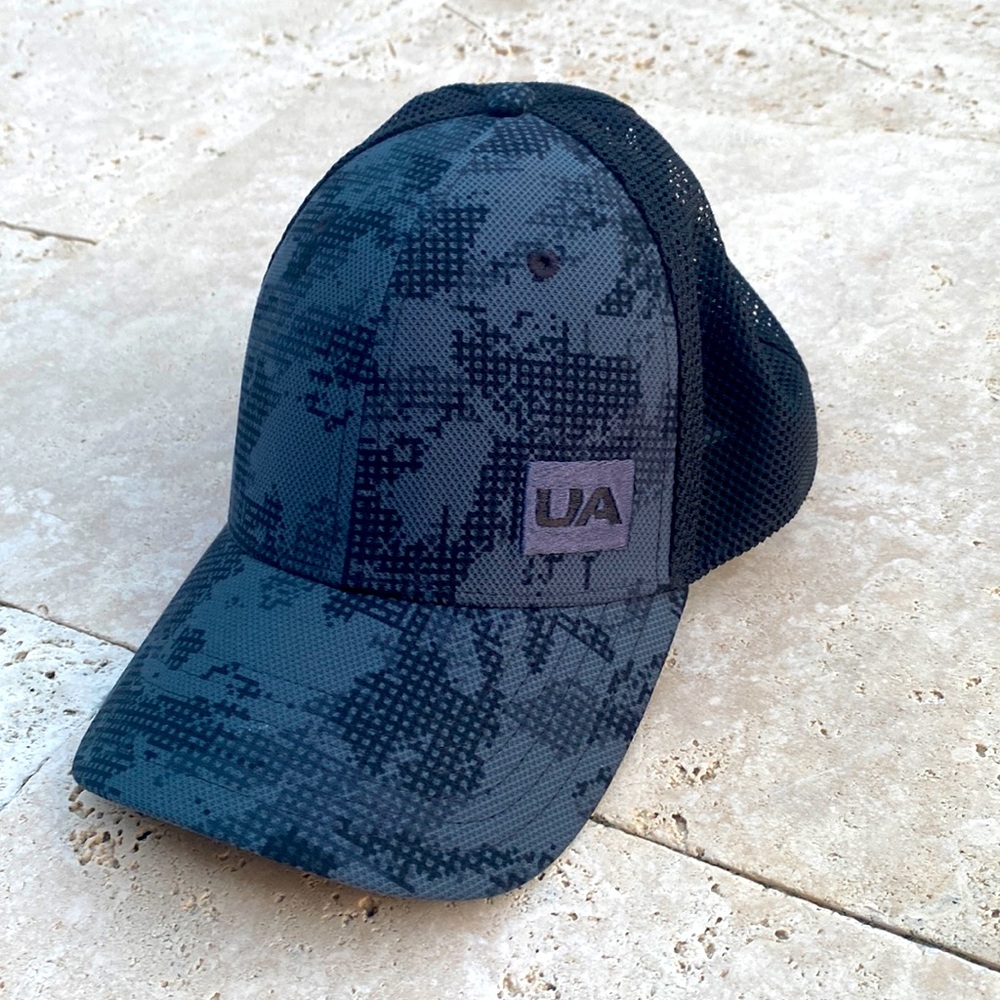 Under Armor‎ Baseball Hat